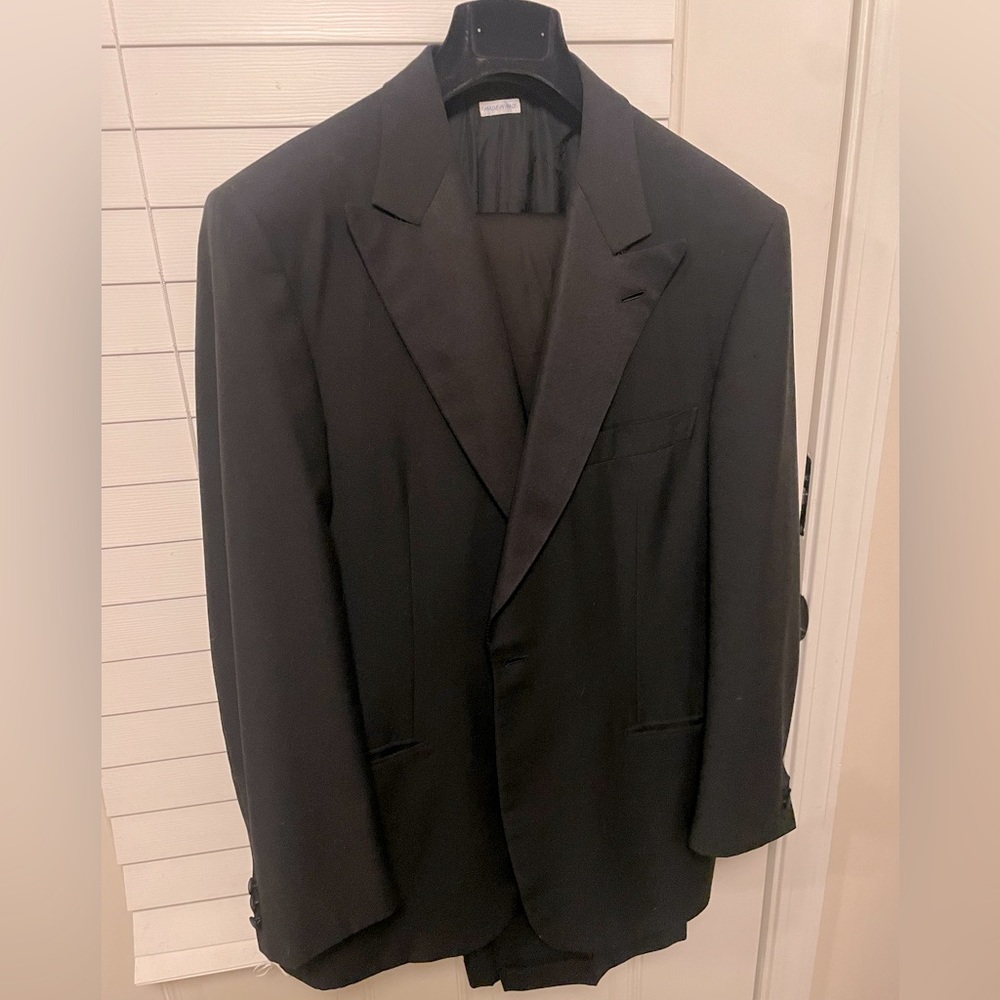 Brioni Luxury Black Tuxedo